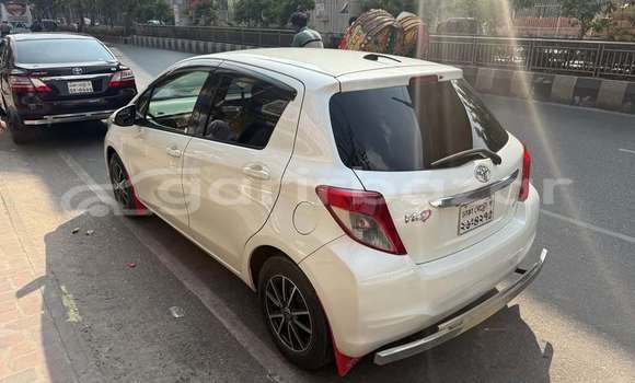 Buy Used 2011 Toyota Vitz in Dhaka, Dhaka Buy Used 2011 Toyota Vitz in Dhaka, Dhaka