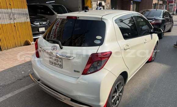 Buy Used 2011 Toyota Vitz in Dhaka, Dhaka Buy Used 2011 Toyota Vitz in Dhaka, Dhaka