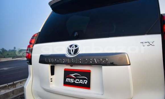 Buy Used 2022 Toyota Land Cruiser in Dhaka, Dhaka Buy Used 2022 Toyota Land Cruiser in Dhaka, Dhaka