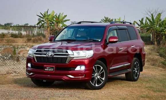 Buy Used 2016 Toyota Land Cruiser in Dhaka, Dhaka Buy Used 2016 Toyota Land Cruiser in Dhaka, Dhaka