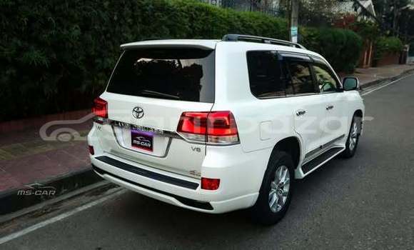 Buy Used 2016 Toyota Land Cruiser in Dhaka, Dhaka Buy Used 2016 Toyota Land Cruiser in Dhaka, Dhaka