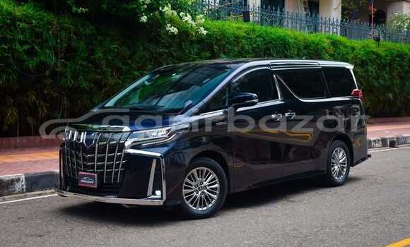 Buy Used 2018 Toyota Alphard in Dhaka, Dhaka Buy Used 2018 Toyota Alphard in Dhaka, Dhaka