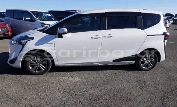 Buy Used Toyota Sienta g push start 2019 in Bandarban, Bandarban Buy Used Toyota Sienta g push start 2019 in Bandarban, Bandarban