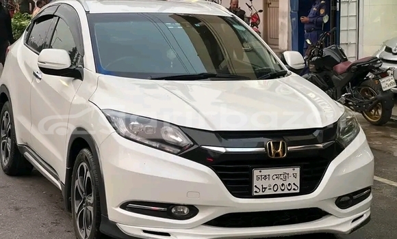 Buy Used Honda Vezel in Bajitpur, Kishorganj Buy Used Honda Vezel in Bajitpur, Kishorganj