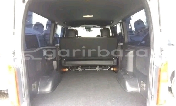 Buy Used Toyota Hiace dx in Bajitpur, Kishorganj Buy Used Toyota Hiace dx in Bajitpur, Kishorganj