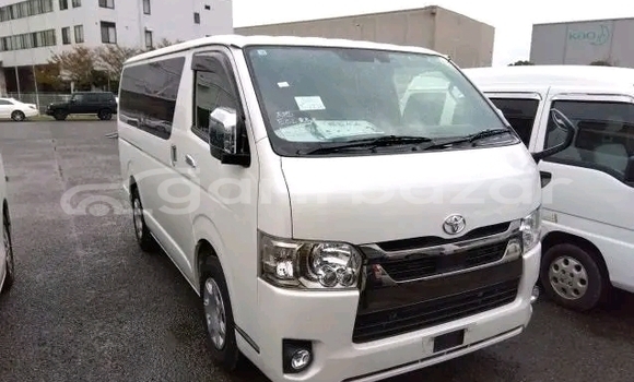 Buy Used Toyota Hiace dx in Bajitpur, Kishorganj Buy Used Toyota Hiace dx in Bajitpur, Kishorganj