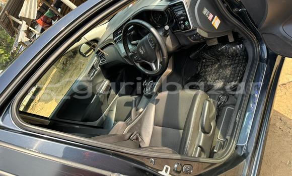 Buy Used 2018 Honda Grace in Naogaon, Rajshahi Buy Used 2018 Honda Grace in Naogaon, Rajshahi