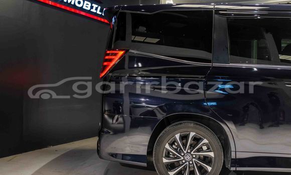 Buy Import 2022 Toyota Noah sz package hybrid 2022 in Dhaka, Dhaka Buy Import 2022 Toyota Noah sz package hybrid 2022 in Dhaka, Dhaka