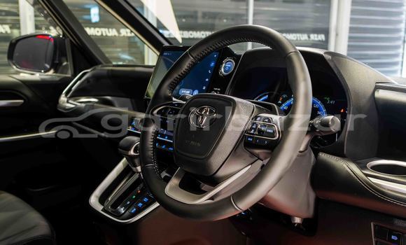 Buy Import 2022 Toyota Noah sz package hybrid 2022 in Dhaka, Dhaka Buy Import 2022 Toyota Noah sz package hybrid 2022 in Dhaka, Dhaka