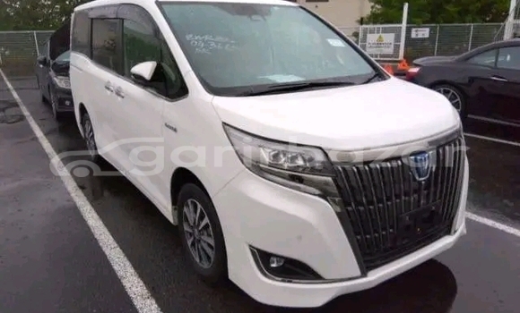 Buy Used Toyota Esquire gi prem black octen 2019 in Bandarban, Bandarban Buy Used Toyota Esquire gi prem black octen 2019 in Bandarban, Bandarban