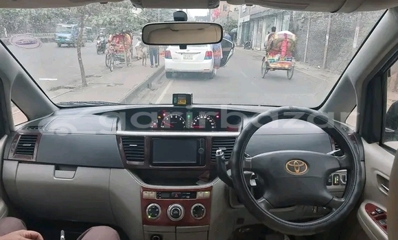 Buy Used Toyota Noah non hybrid 2018 in Baniachang, Habiganj Buy Used Toyota Noah non hybrid 2018 in Baniachang, Habiganj