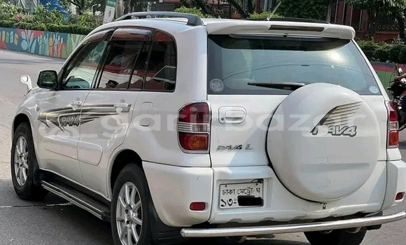 Buy Used Toyota RAV4 in Bajitpur, Kishorganj Buy Used Toyota RAV4 in Bajitpur, Kishorganj