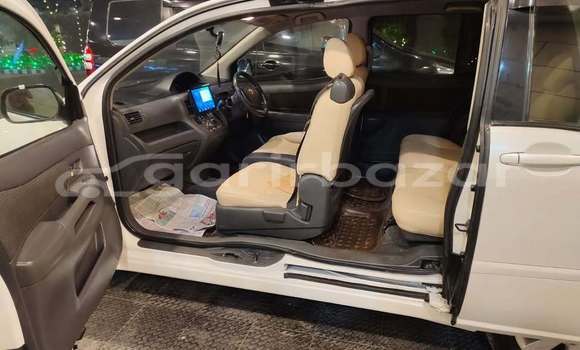 কেনা ব্যবহৃত Toyota raum White গাড়ী মধ্যে ঢাকা মধ্যে Dhaka কেনা ব্যবহৃত Toyota raum White গাড়ী মধ্যে ঢাকা মধ্যে Dhaka