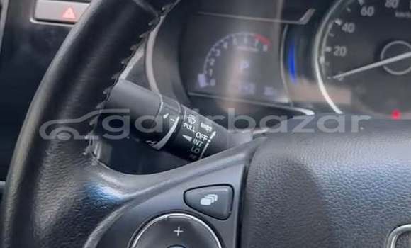 Buy Used 2017 Honda Grace in Dhaka, Dhaka Buy Used 2017 Honda Grace in Dhaka, Dhaka