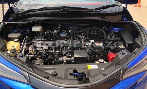 Buy Used 2018 Toyota C-HR in Dhaka, Dhaka Buy Used 2018 Toyota C-HR in Dhaka, Dhaka