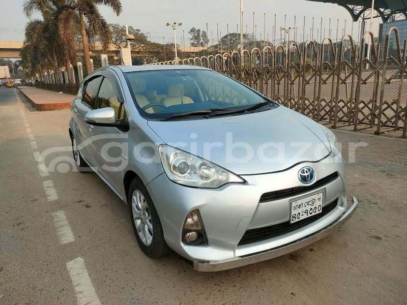 Big with watermark toyota aqua dhaka dhaka 48297