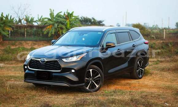 Buy Used 2022 Toyota Highlander in Dhaka, Dhaka Buy Used 2022 Toyota Highlander in Dhaka, Dhaka