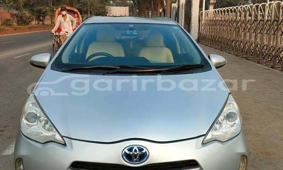 Buy Used 2013 Toyota Aqua in Dhaka, Dhaka Buy Used 2013 Toyota Aqua in Dhaka, Dhaka