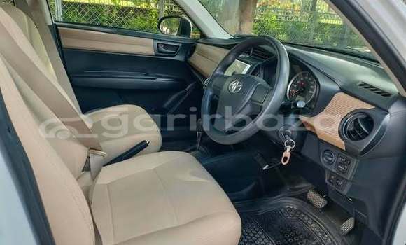 Buy Used 2013 Toyota Axio in Dhaka, Dhaka Buy Used 2013 Toyota Axio in Dhaka, Dhaka