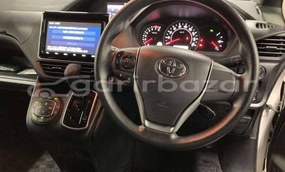 কেনা ব্যবহৃত Toyota Noah White গাড়ী মধ্যে ঢাকা মধ্যে Dhaka কেনা ব্যবহৃত Toyota Noah White গাড়ী মধ্যে ঢাকা মধ্যে Dhaka