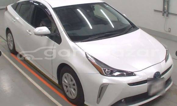 কেনা ব্যবহৃত Toyota prius White গাড়ী মধ্যে ঢাকা মধ্যে Dhaka কেনা ব্যবহৃত Toyota prius White গাড়ী মধ্যে ঢাকা মধ্যে Dhaka