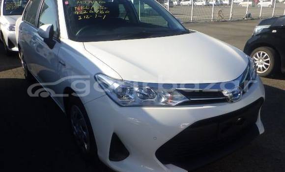 কেনা ব্যবহৃত Toyota axio White গাড়ী মধ্যে ঢাকা মধ্যে Dhaka কেনা ব্যবহৃত Toyota axio White গাড়ী মধ্যে ঢাকা মধ্যে Dhaka