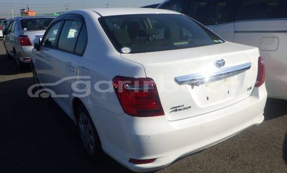 কেনা ব্যবহৃত Toyota axio White গাড়ী মধ্যে ঢাকা মধ্যে Dhaka কেনা ব্যবহৃত Toyota axio White গাড়ী মধ্যে ঢাকা মধ্যে Dhaka