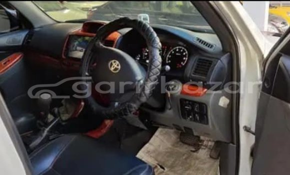 Buy Used 2003 Toyota Land Cruiser in Dhaka, Dhaka Buy Used 2003 Toyota Land Cruiser in Dhaka, Dhaka