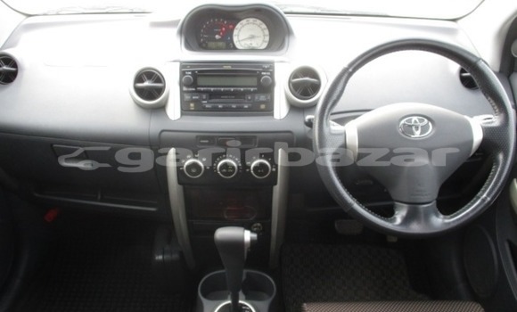 Buy Used 2004 Toyota IST in Dhaka, Dhaka Buy Used 2004 Toyota IST in Dhaka, Dhaka