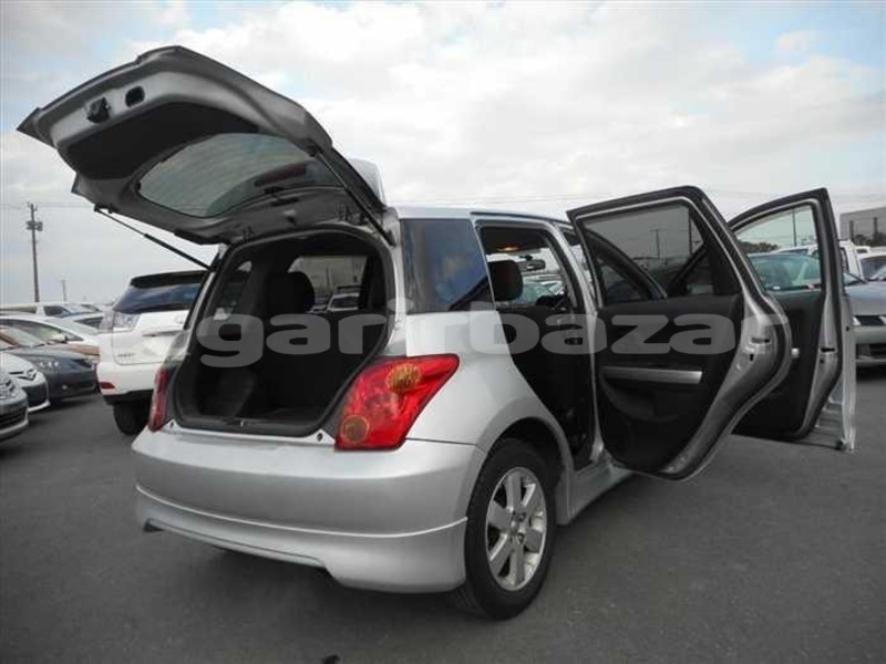 Big with watermark toyota ist dhaka dhaka 5342