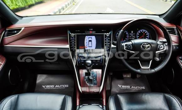 Buy Used 2020 Toyota Harrier in Dhaka, Dhaka Buy Used 2020 Toyota Harrier in Dhaka, Dhaka