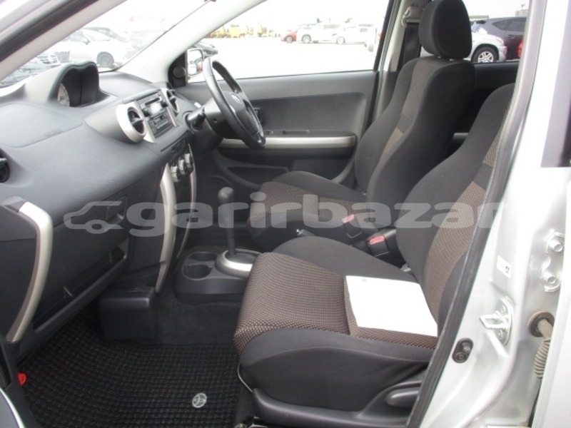 Big with watermark toyota ist dhaka dhaka 5342