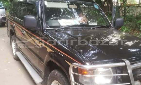 Buy Used 2001 Mitsubishi pajero in Dhaka, Dhaka Buy Used 2001 Mitsubishi pajero in Dhaka, Dhaka