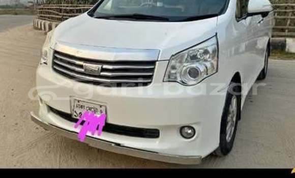 কেনা ব্যবহৃত Toyota X Noah White গাড়ী মধ্যে ঢাকা মধ্যে Dhaka কেনা ব্যবহৃত Toyota X Noah White গাড়ী মধ্যে ঢাকা মধ্যে Dhaka