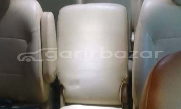 Buy Used 2015 Hyundai H1 in Dhaka, Dhaka Buy Used 2015 Hyundai H1 in Dhaka, Dhaka