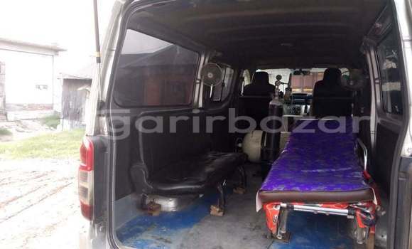 Buy Used 2012 Toyota Hiace in Dhaka, Dhaka Buy Used 2012 Toyota Hiace in Dhaka, Dhaka