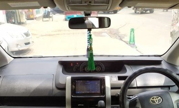 কেনা ব্যবহৃত Toyota Noah Silver গাড়ী মধ্যে ঢাকা মধ্যে Dhaka কেনা ব্যবহৃত Toyota Noah Silver গাড়ী মধ্যে ঢাকা মধ্যে Dhaka