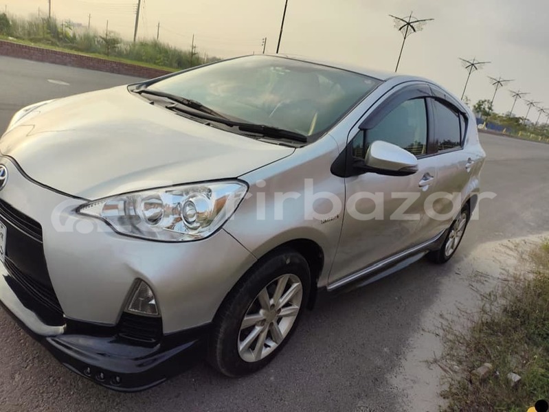 Big with watermark toyota aqua dhaka dhaka 48427