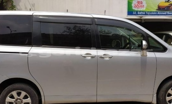 কেনা ব্যবহৃত Toyota Noah Silver গাড়ী মধ্যে ঢাকা মধ্যে Dhaka কেনা ব্যবহৃত Toyota Noah Silver গাড়ী মধ্যে ঢাকা মধ্যে Dhaka