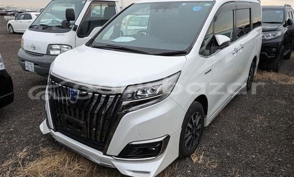 কেনা ব্যবহৃত Toyota Esquire White গাড়ী মধ্যে ঢাকা মধ্যে Dhaka কেনা ব্যবহৃত Toyota Esquire White গাড়ী মধ্যে ঢাকা মধ্যে Dhaka