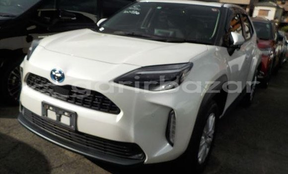 Buy Used 2021 Toyota C-HR in Dhaka, Dhaka Buy Used 2021 Toyota C-HR in Dhaka, Dhaka