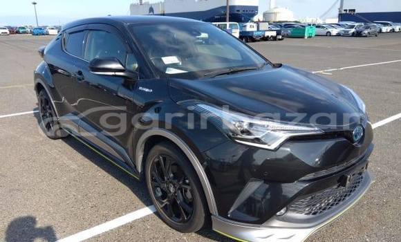 Buy Used 2019 Toyota C-HR in Dhaka, Dhaka Buy Used 2019 Toyota C-HR in Dhaka, Dhaka