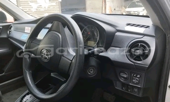 Buy Used Toyota Axio in Bajitpur, Kishorganj Buy Used Toyota Axio in Bajitpur, Kishorganj