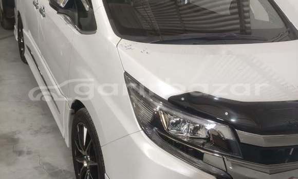 Buy Used 2019 Toyota Noah in Dhaka, Dhaka Buy Used 2019 Toyota Noah in Dhaka, Dhaka