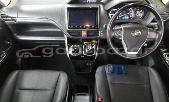 কেনা ব্যবহৃত Toyota Esquire Black গাড়ী মধ্যে ঢাকা মধ্যে Dhaka কেনা ব্যবহৃত Toyota Esquire Black গাড়ী মধ্যে ঢাকা মধ্যে Dhaka