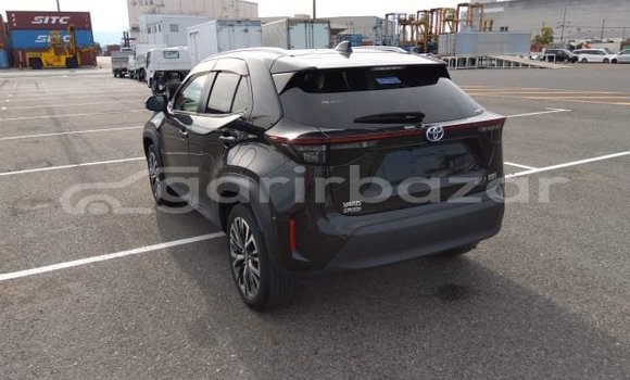 Buy Used 2020 Toyota Yaris in Dhaka, Dhaka Buy Used 2020 Toyota Yaris in Dhaka, Dhaka