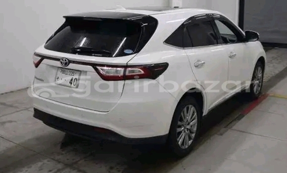 কেনা ব্যবহৃত Toyota Harrier non hybrid sunroof 2019 White গাড়ী মধ্যে বাজিতপুর মধ্যে Kishorganj কেনা ব্যবহৃত Toyota Harrier non hybrid sunroof 2019 White গাড়ী মধ্যে বাজিতপুর মধ্যে Kishorganj