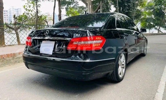 Buy Used Mercedes-Benz E 250 in Bajitpur, Kishorganj Buy Used Mercedes-Benz E 250 in Bajitpur, Kishorganj