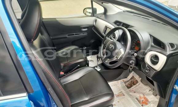 Buy Used 2012 Toyota Vitz in Dhaka, Dhaka Buy Used 2012 Toyota Vitz in Dhaka, Dhaka
