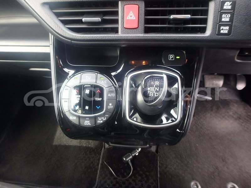 Big with watermark toyota noah dhaka dhaka 48670